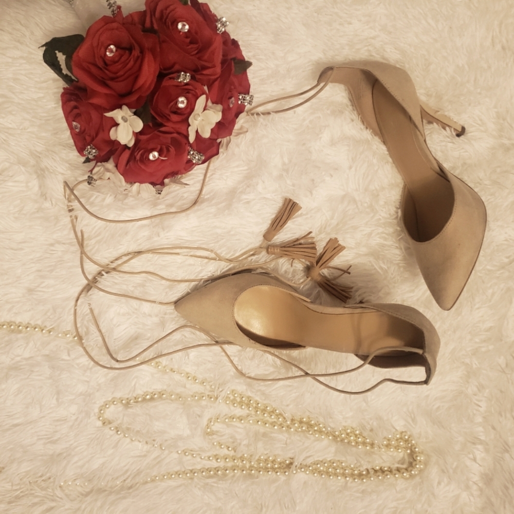 Aldo, Cream, Ankle Wrap Kitten Heels, Size 7